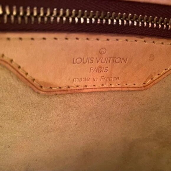 AUTHENTIC LOUIS VUITTON – large vintage monogram tote with zipper - Picture 8 of 8